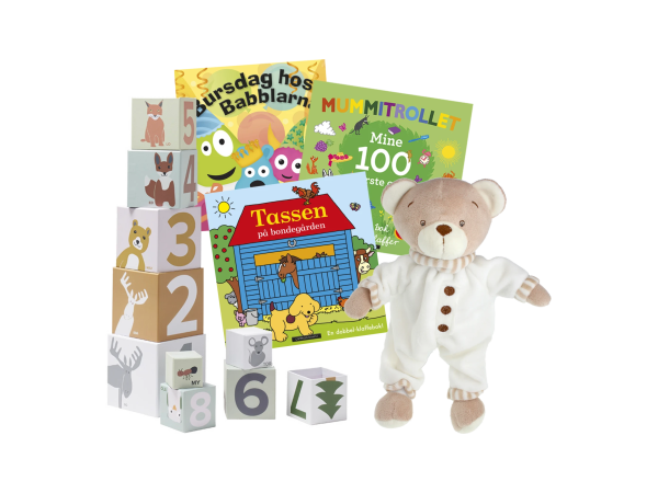 Babypakke med bamse og stableklosser